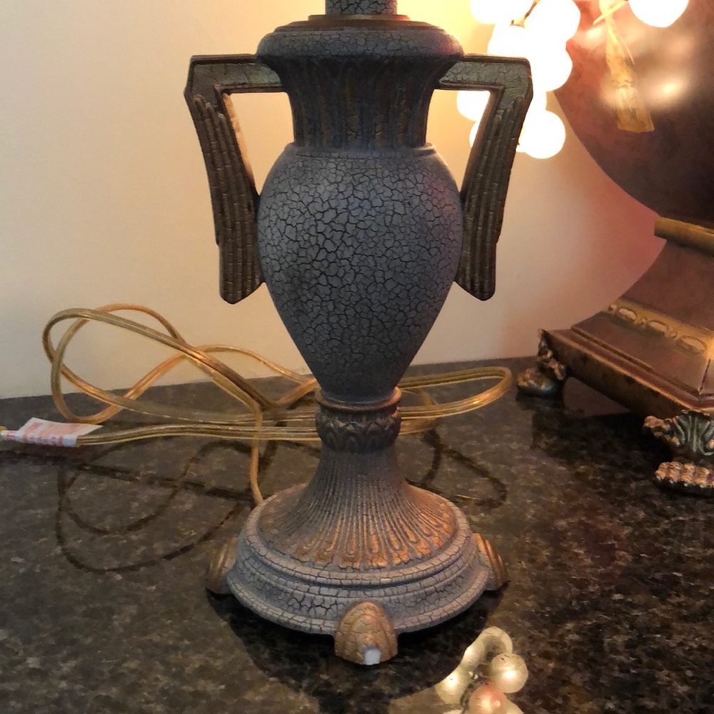 Lamp - Picture 2 of 3